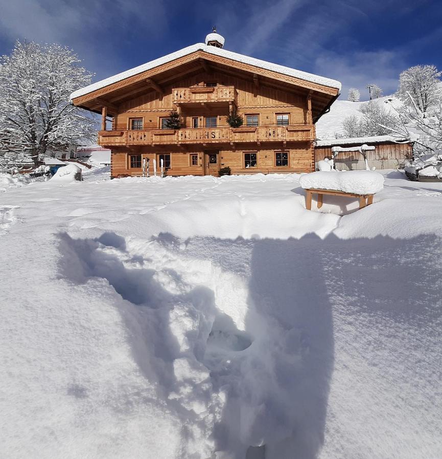 Bio-Bauernhof Hatzbauer Maria Alm am Steinernen Meer Luaran gambar